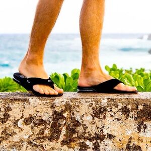 Reef® Men's “Fanning” Sandals size 11 US, 44 EUR, like new. Navy/Grey